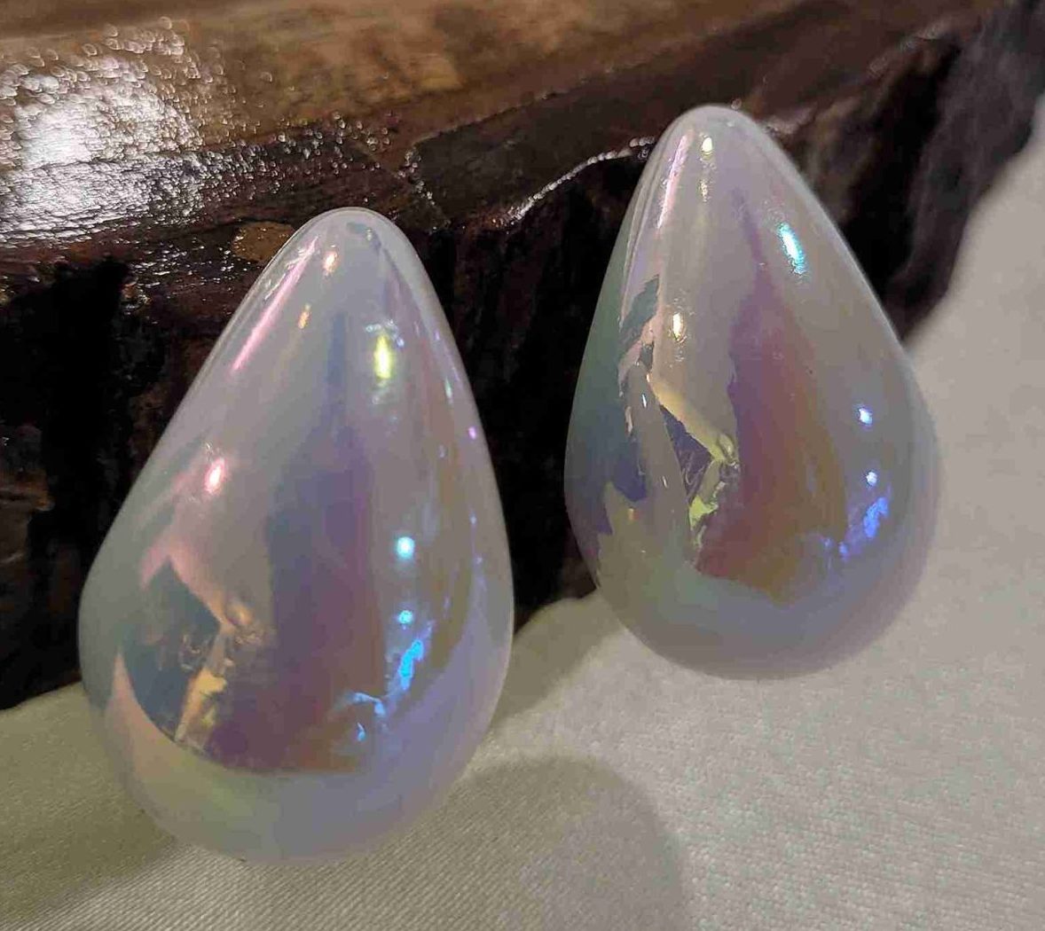 20241014_165949_11zon TEAR DROP - RAINBOW COLOUR - Image 1