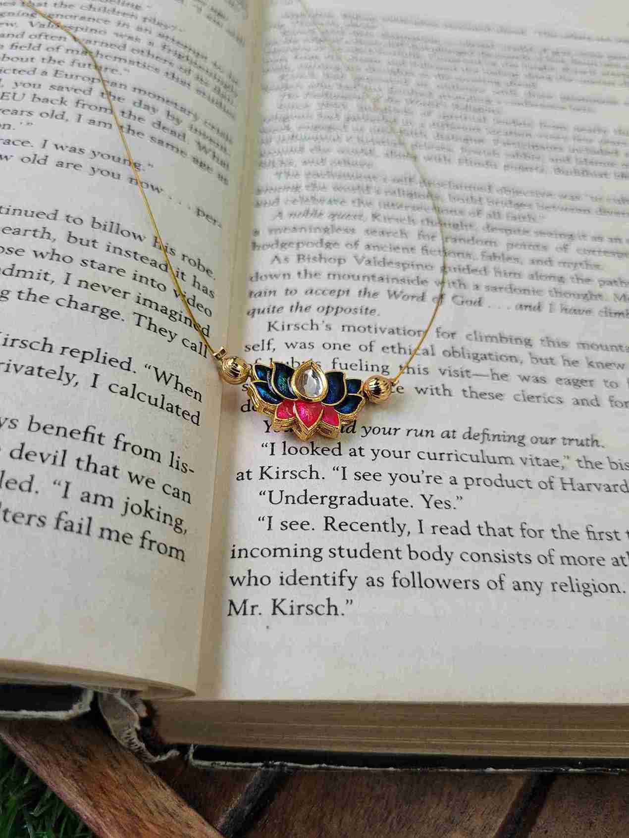 20241111_173030_11zon INVISIBLE NECKPIECES - TONE -GOLD -LOTUS BLUE AND PINK - Image 1