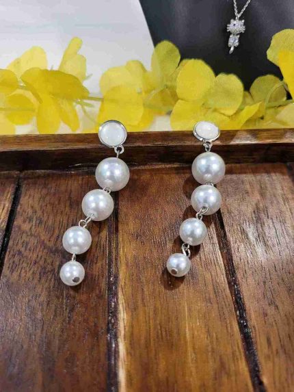 PEARL DROP EARRINGS