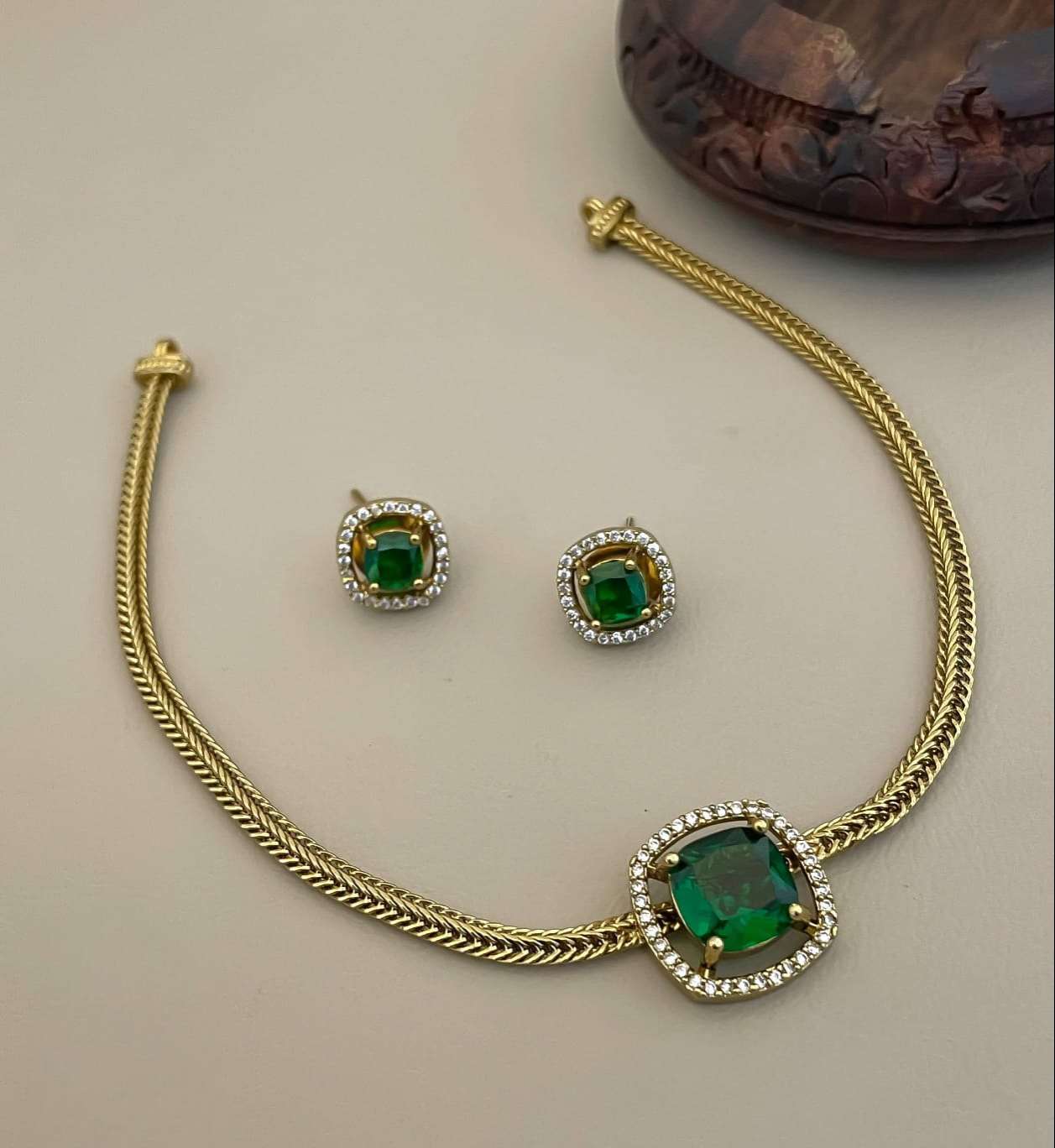 Compress_20250620_214729_9289 SAVERI EMERALD CHOKER AD SET - Image 1