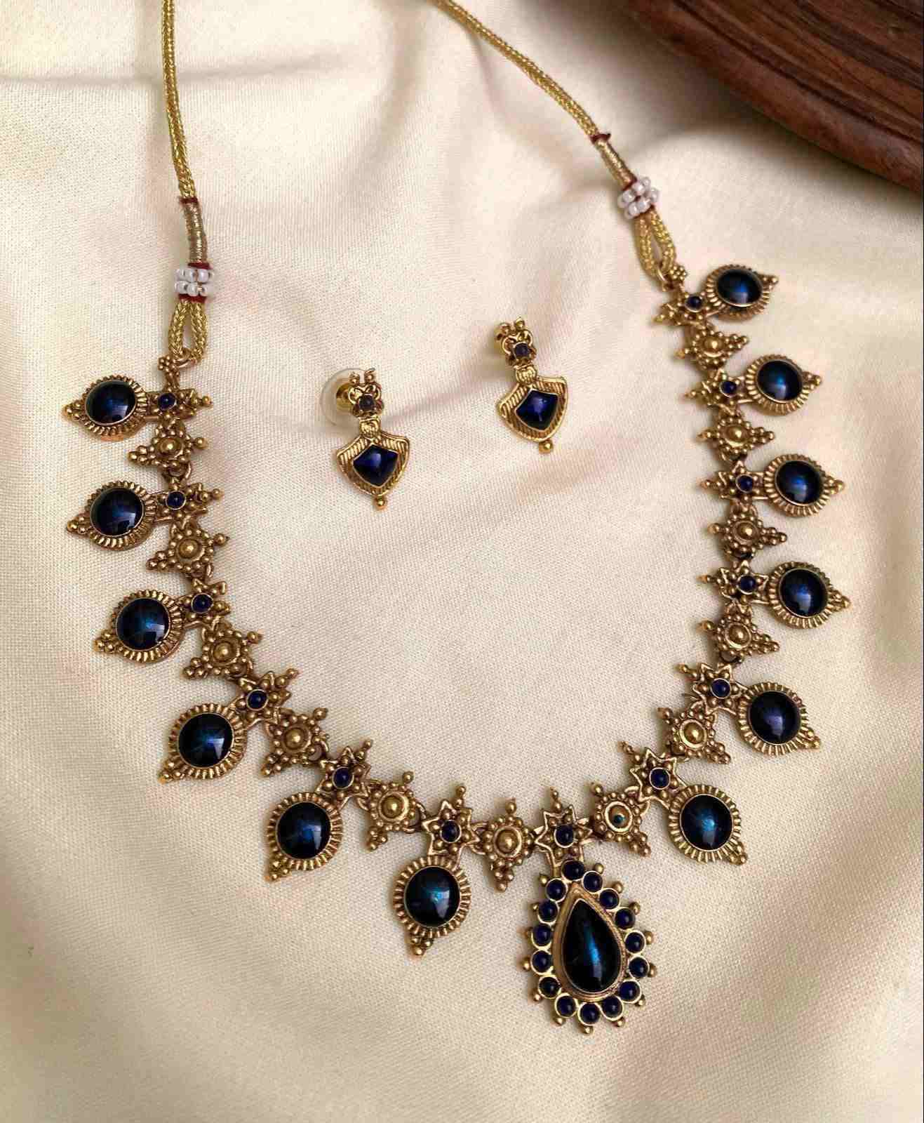 Compress_20250630_221210_0928 (2) TRADITIONAL PALAKKA NECKPIECE - BLUE - Image 1