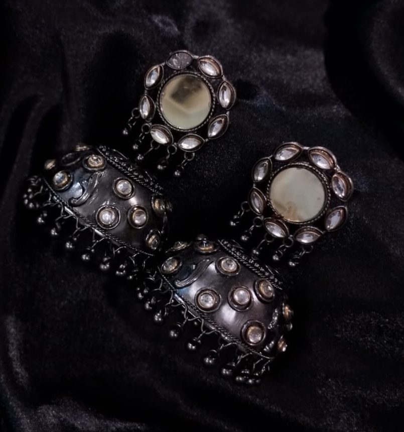 IMG-20250531-WA0147 GERMAN SILVER BLACK BIG JUMKA - MIRROR - Image 1