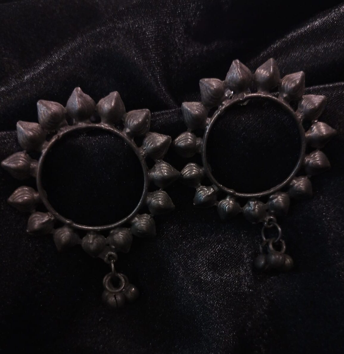 IMG-20250605-WA0092 GERMAN SILVER BLACK SUNFLOWER EARRING - Image 1