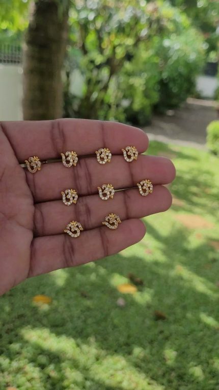 OM BY MAYUKHI