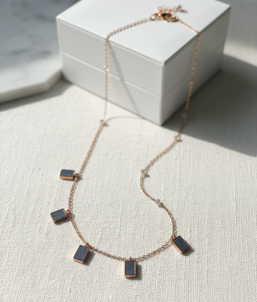 1758595469965 ANTI TARNISH BLACK SQUARE PENDENT CHAIN - Image 1