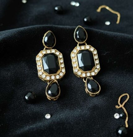 KUNDAN AND BLACK STONE EARRINGS