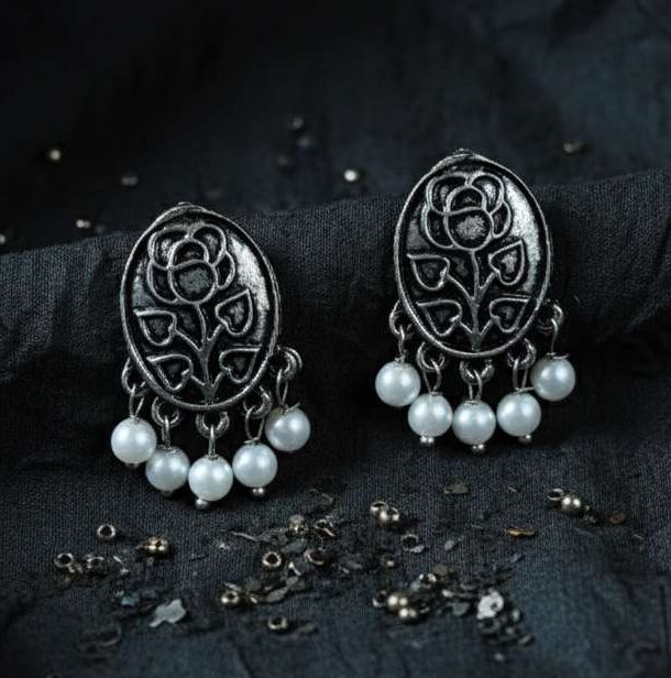 Compress_20251014_154148_8858 SILVER OXI EARRINGS -DHOOP DESIGN - Image 1