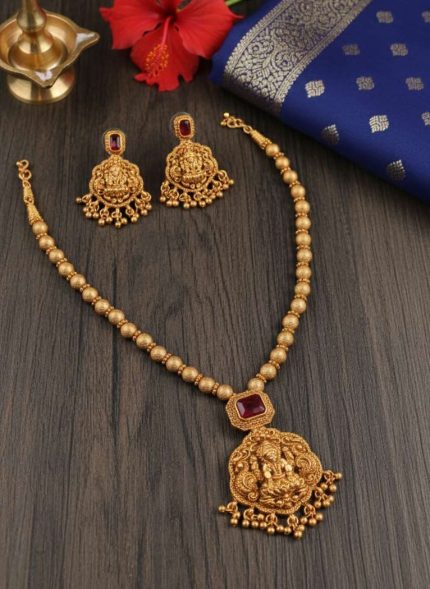 RUBY RED GUNGUROO DEVI NECKLACE SET