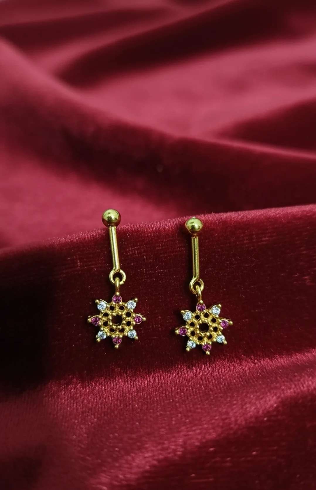 Compress_20251105_131122_2679 RUBY AND WHITE FLORAL BUGADI - PAIR - Image 1