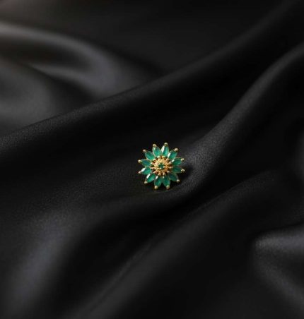 EMERALD DIVA BY MAYUKHI