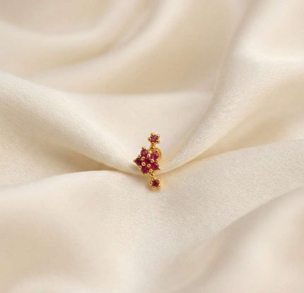 CLIMBER RUBY PINK NOSEPINS MED SIZE