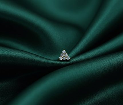 TRIO AD STONE TRIANGLE DESIGNER NOSEPINS