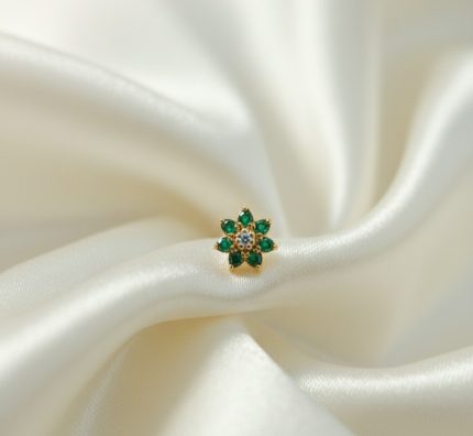 CUTE GREEN FLORAL DESIGNER NOSEPINS