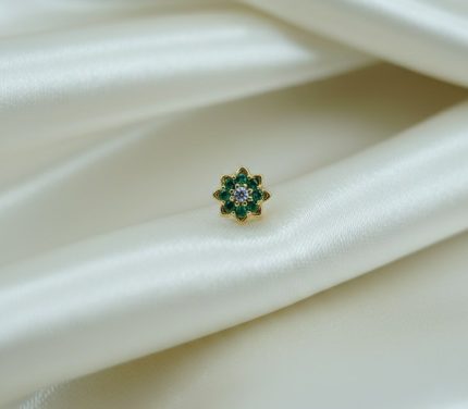 BRAMMADA -GREEN STONE DESIGNER NOSEPINS