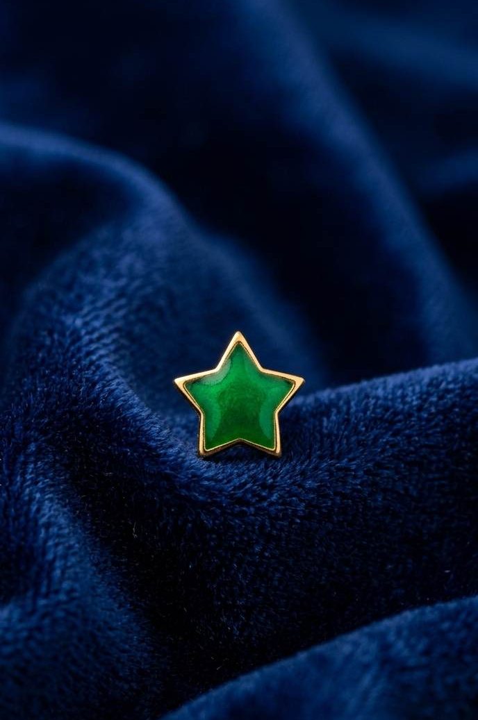 Compress_20260512_110425_5430 FANCY ITALIAN NOSEPINS - CUTE STAR GREEN - Image 1