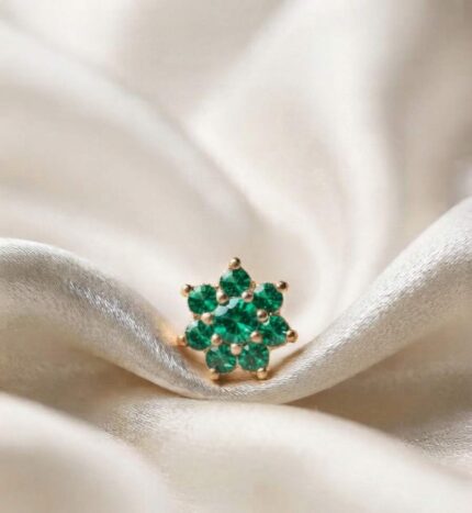 GREEN FLORAL NOSEPIN BY MAYUKHI